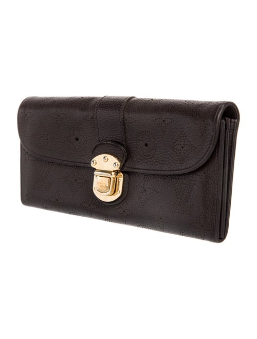 Louis Vuitton 2009 Monogram Pattern Wallet