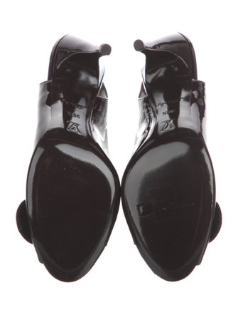 Louis Vuitton Patent Leather Slingback Sandals