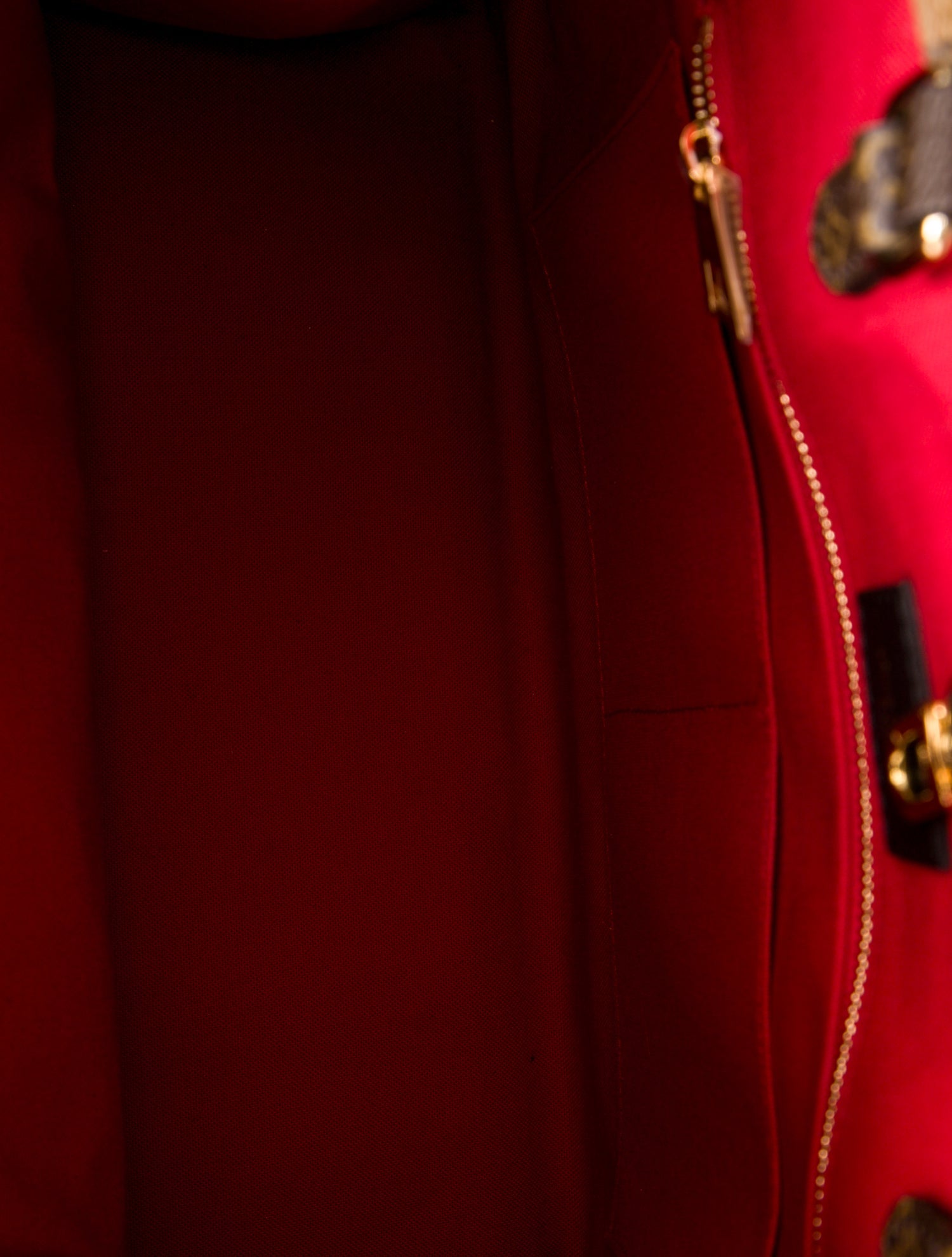 Louis Vuitton LV Monogram OnTheGo GM