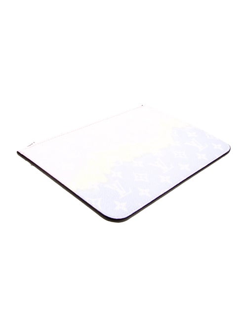 Louis Vuitton Escale Neverfull Pouch