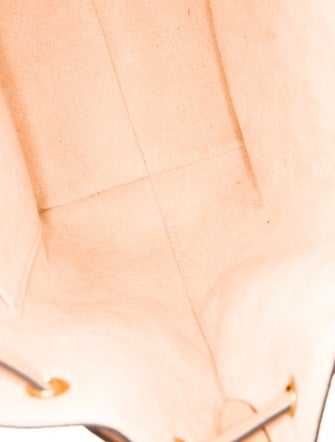 Louis Vuitton Taurillon Leather Lockme