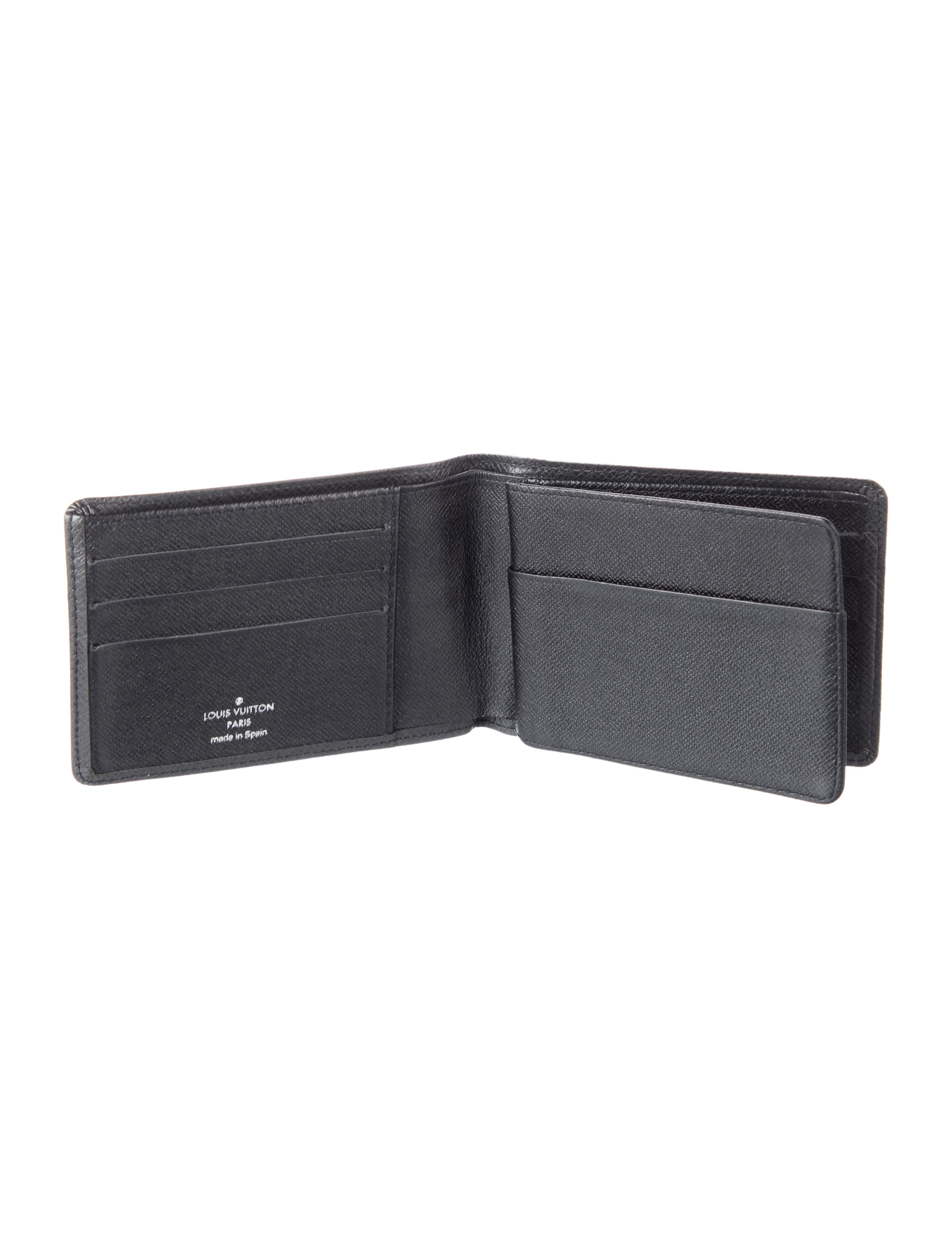 Louis Vuitton 2005 Taiga Leather Multiple Wallet