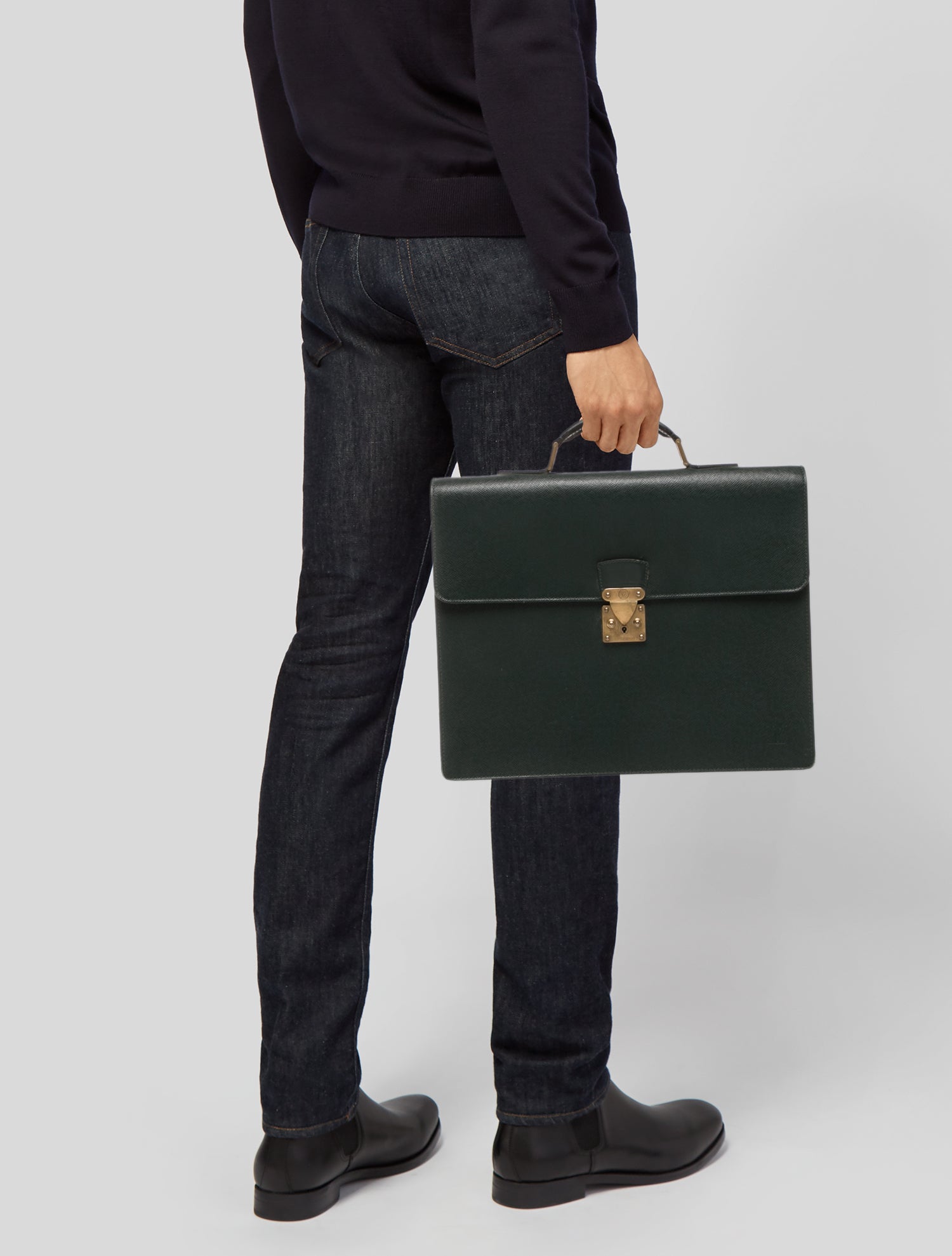 Louis Vuitton Taiga Leather Serviette Kourad Vintage