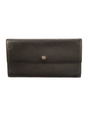 Louis Vuitton 2002 Leather International Wallet
