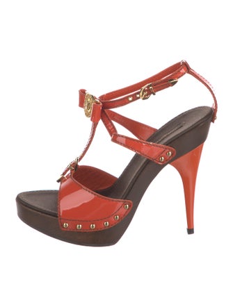 Louis Vuitton Leather T-Strap Sandals