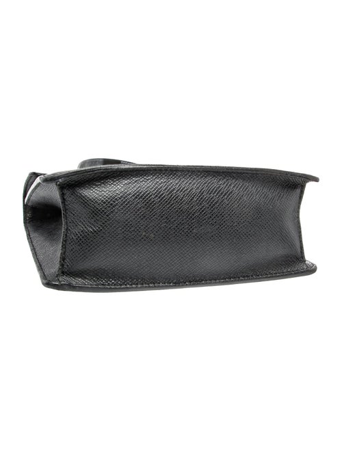 Louis Vuitton Taiga Leather Reporter