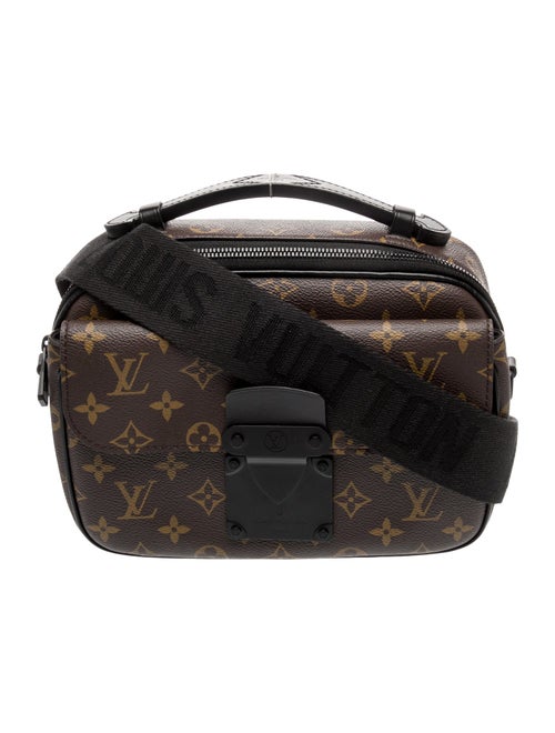 Louis Vuitton LV Monogram Reporter