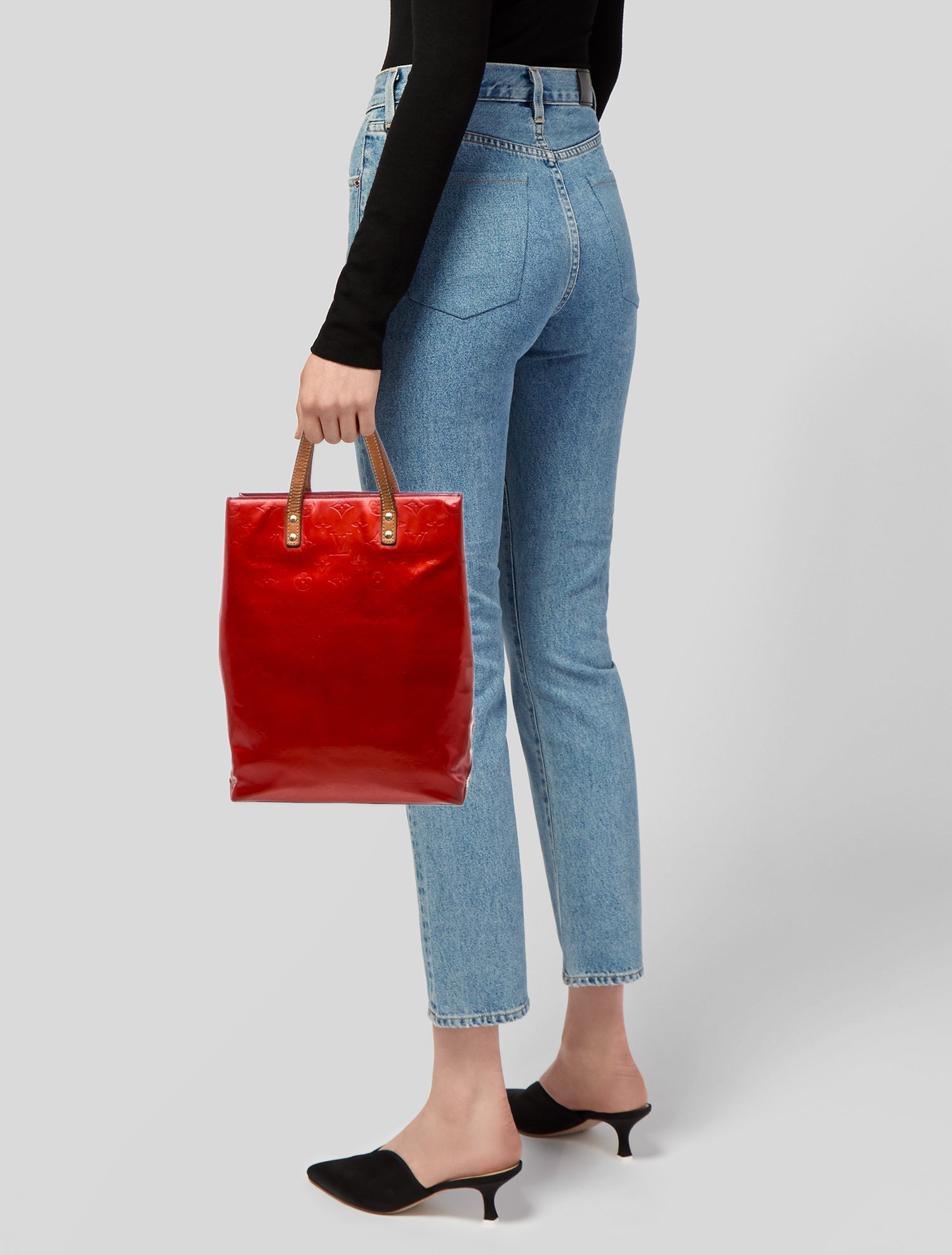 Louis Vuitton Monogram Vernis Reade MM