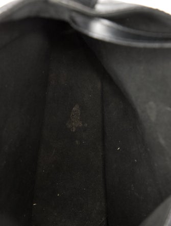 Louis Vuitton Epi Leather Sac d'Epaule GM