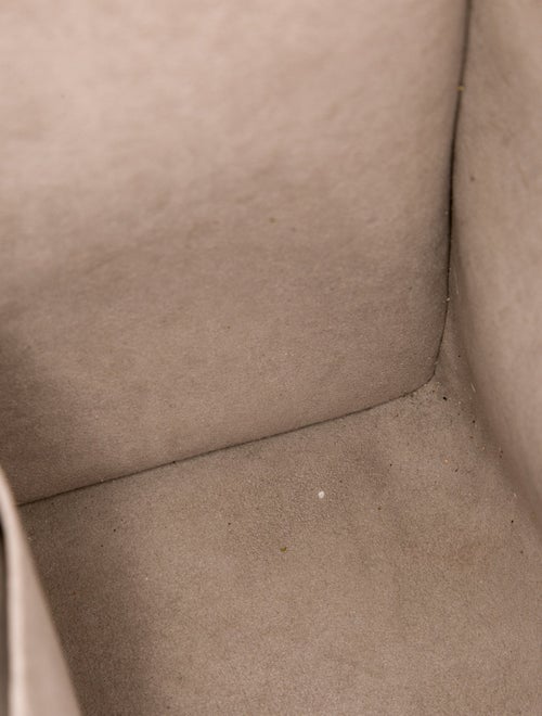 Louis Vuitton LV Monogram OnTheGo MM