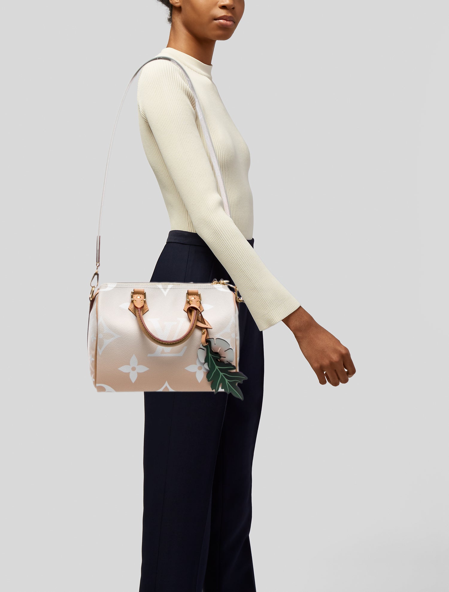 Louis Vuitton Monogram Giant Speedy Bandouliere 25