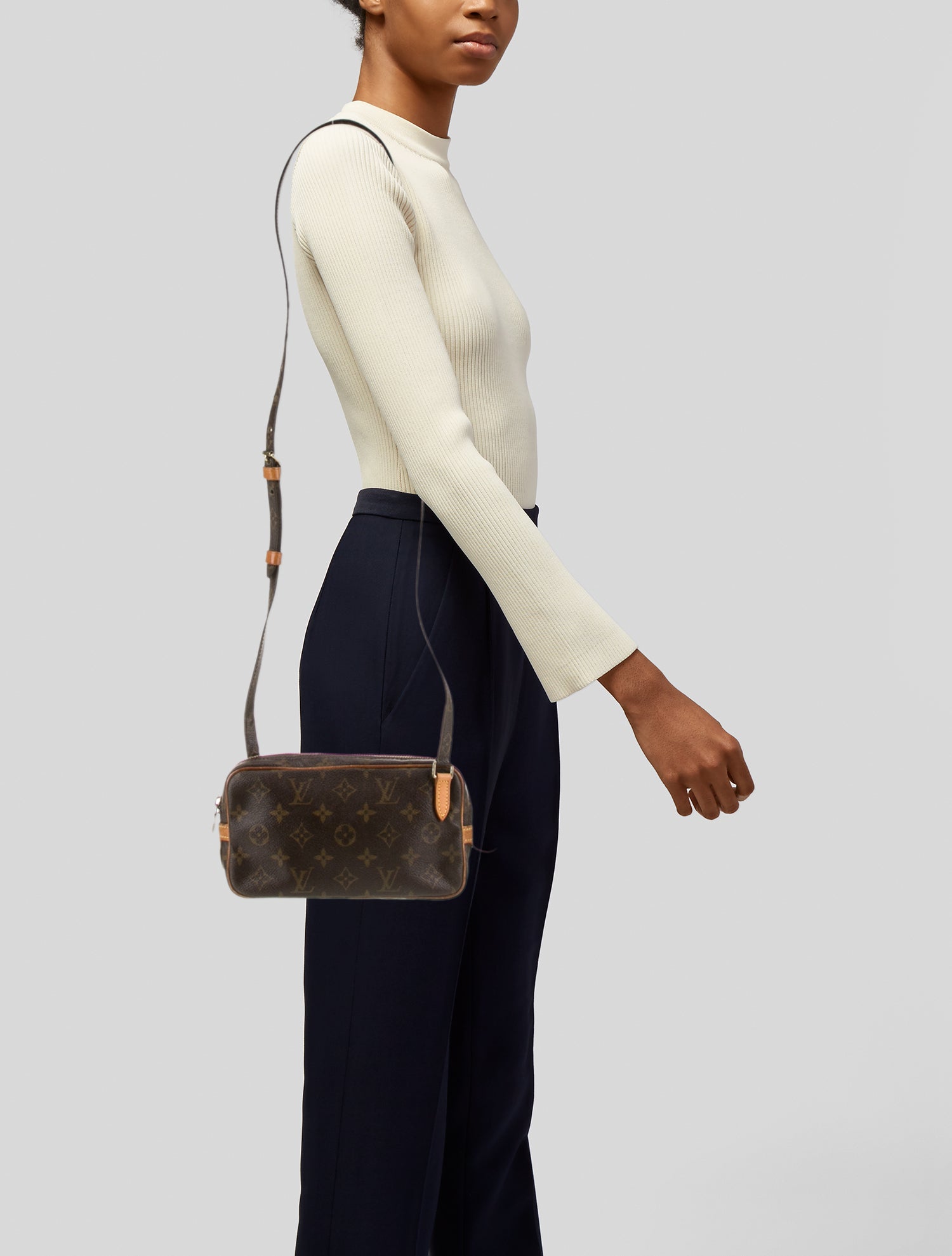 Louis Vuitton LV Monogram Pochette Marly Bandoulière Vintage