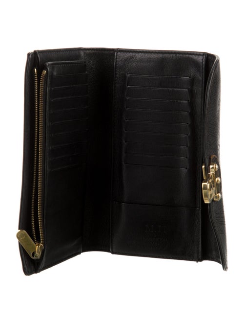 Louis Vuitton 2011 LV Monogram Amelia Wallet