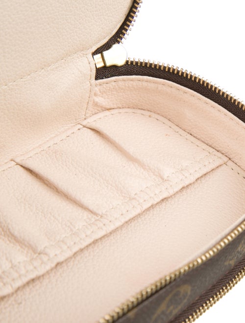 Louis Vuitton Monogram Trousse Brush PM