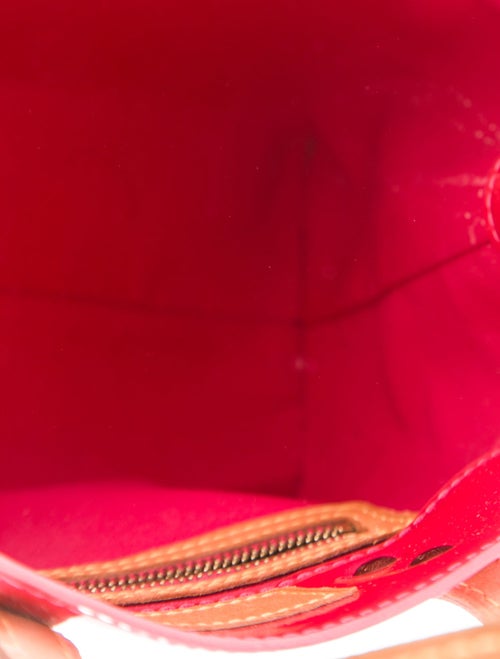 Louis Vuitton Monogram Vernis Reade PM