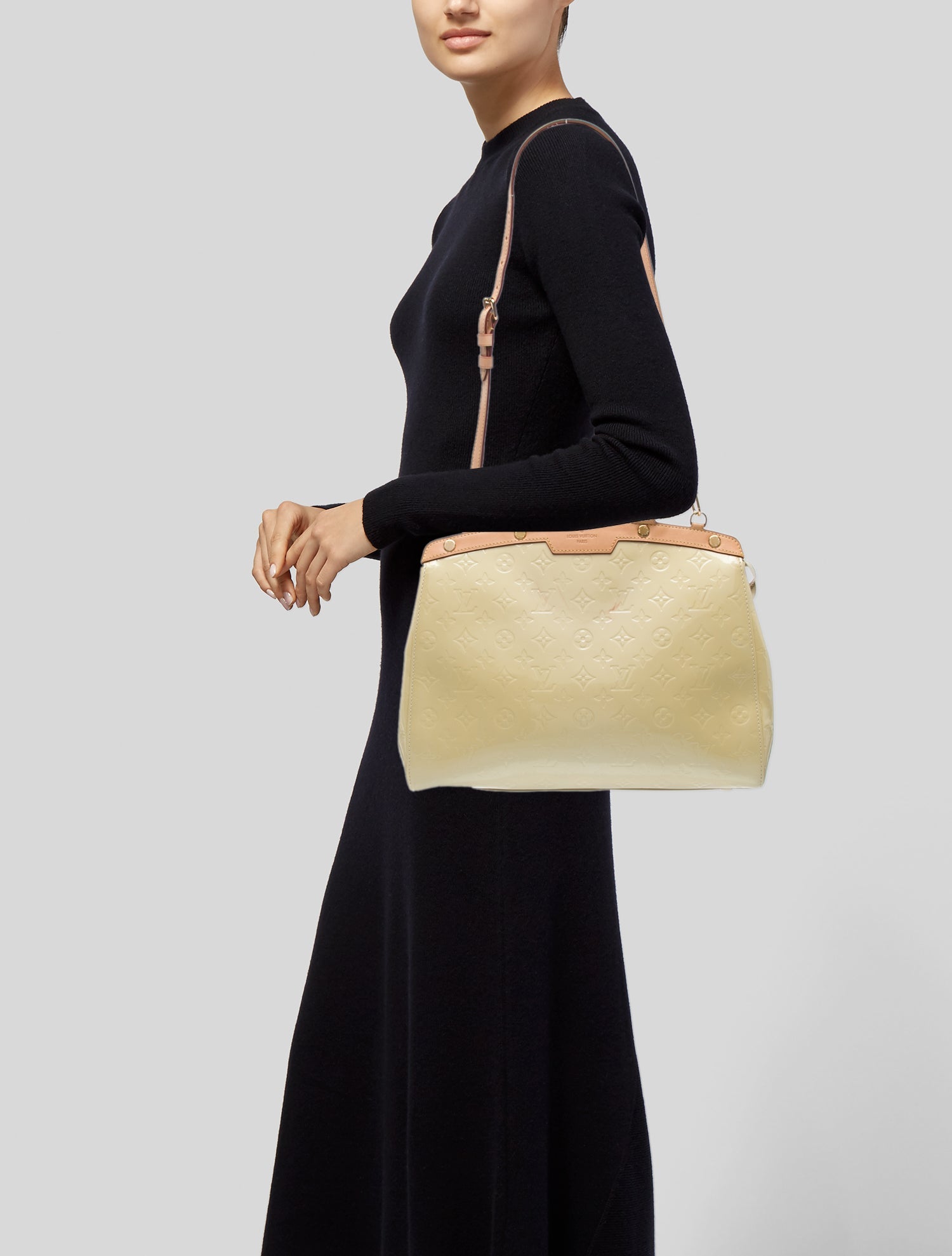 Louis Vuitton Monogram Vernis Brea MM