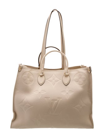 Louis Vuitton Monogram Giant OnTheGo GM