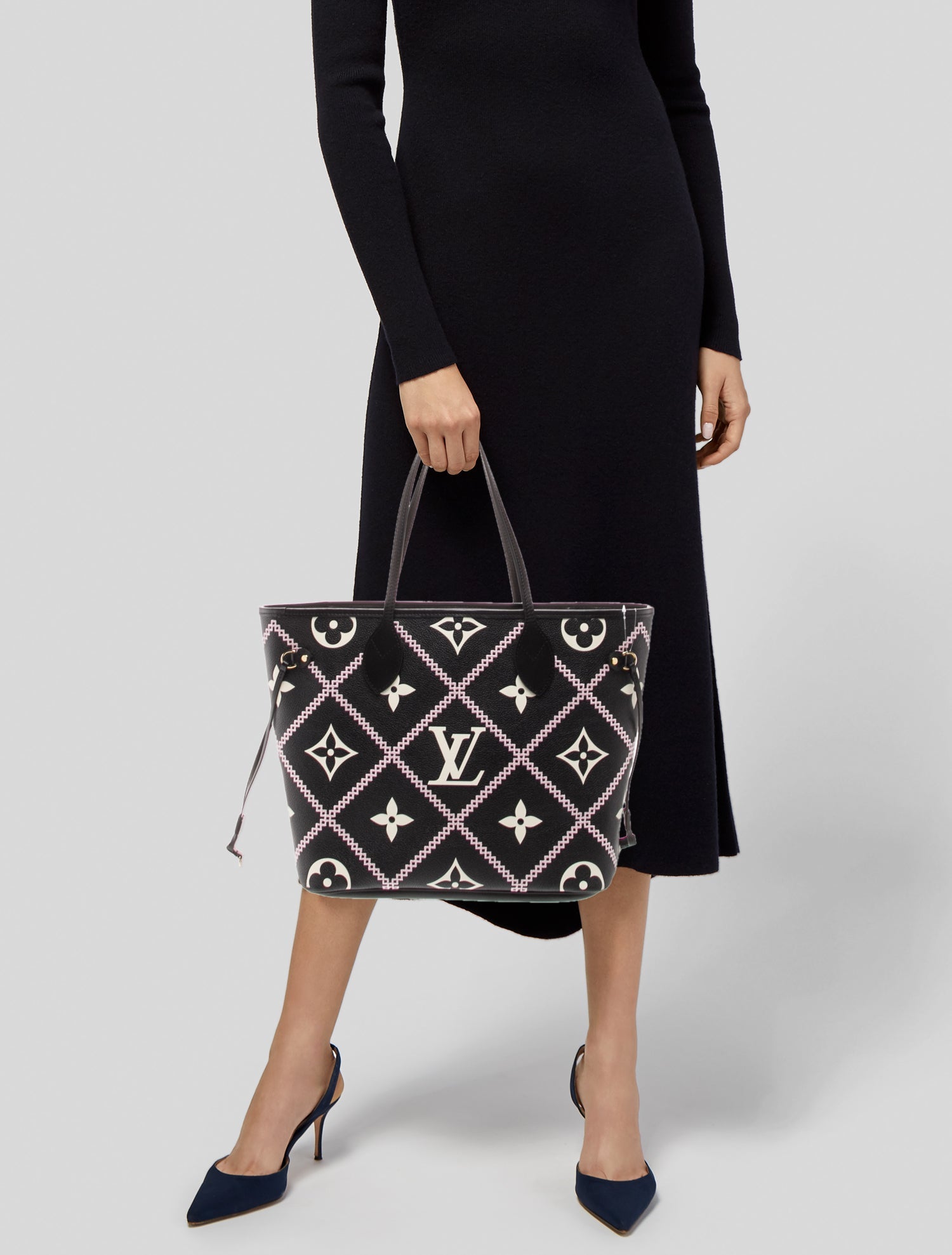 Louis Vuitton LV Monogram Neverfull w/Pouch MM