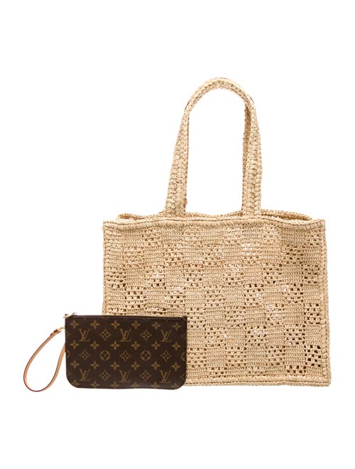Louis Vuitton Raffia Summer Shopper MM 2024