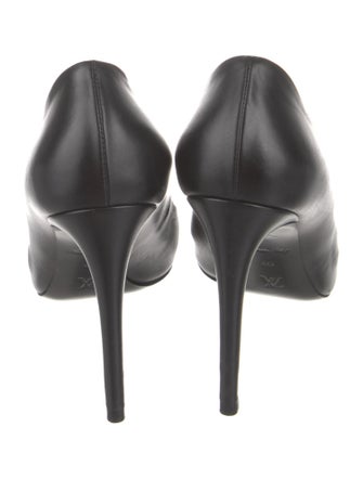 Louis Vuitton Leather Pumps