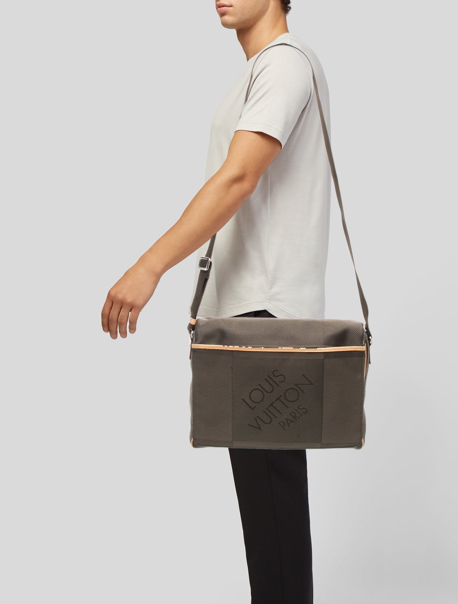 Louis Vuitton Damier Ebene Messenger Bag Vintage