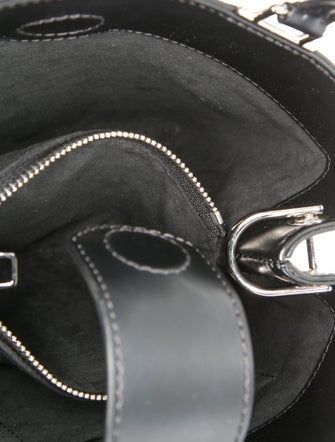 Louis Vuitton LV Monogram Kleber MM