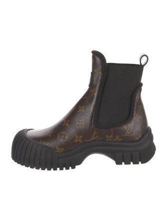 Louis Vuitton LV Monogram Leather Trim Embellishment Chelsea Boots