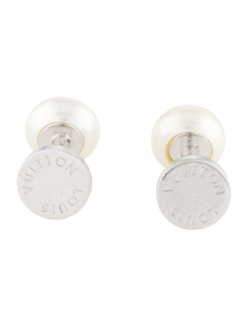 Louis Vuitton Pearl Cufflinks