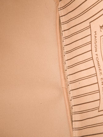 Louis Vuitton LV Monogram Neverfull w/Pouch MM