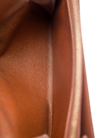 Louis Vuitton 1991 LV Monogram Sarah Wallet