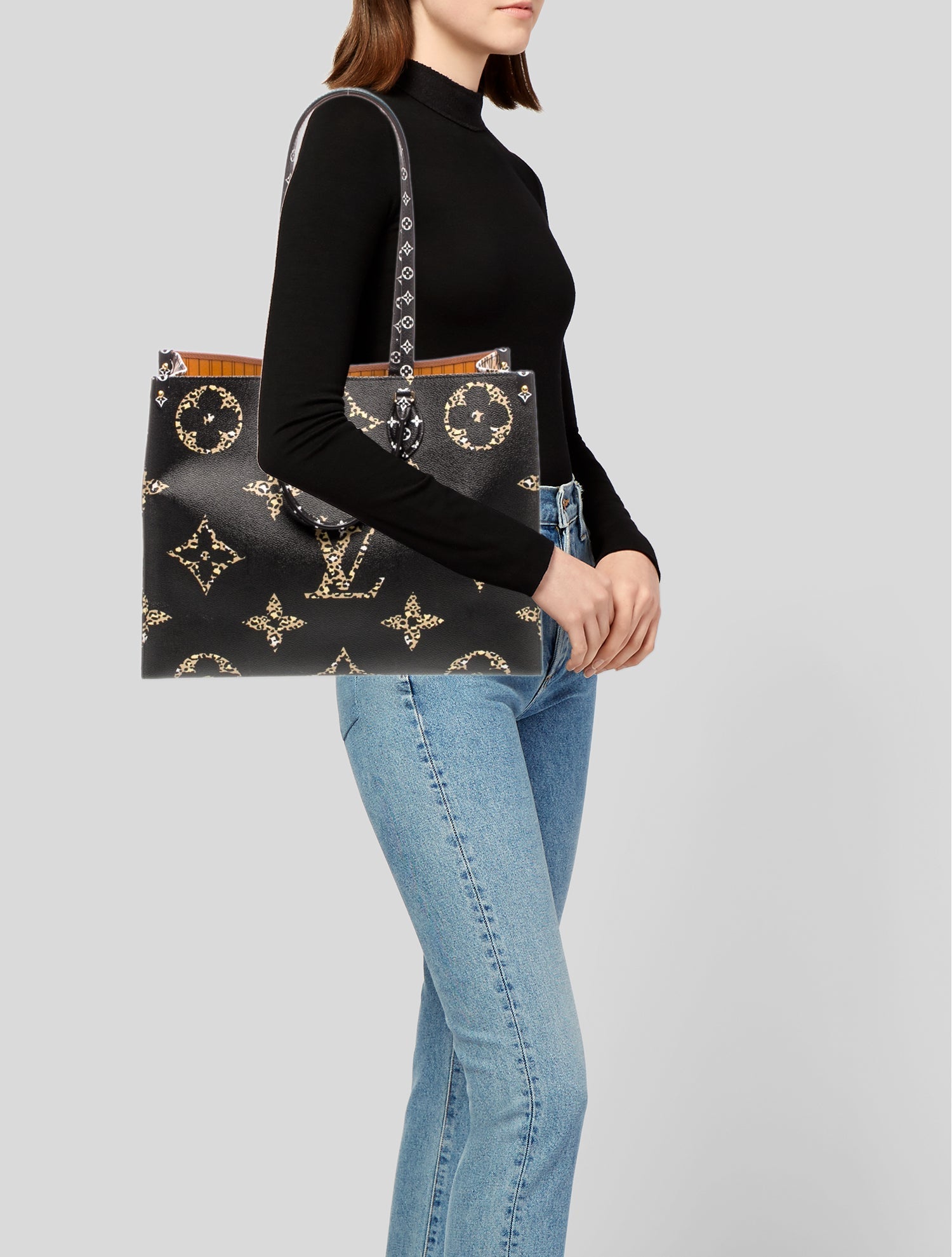 Louis Vuitton Monogram Giant OnTheGo GM