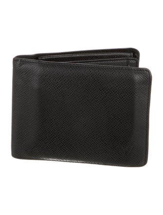 Louis Vuitton 2006 Taiga Leather Bifold Wallet
