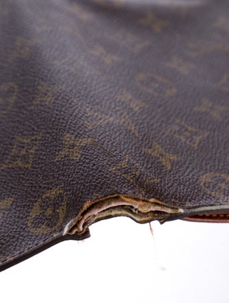 Louis Vuitton 2000 LV Monogram International Wallet
