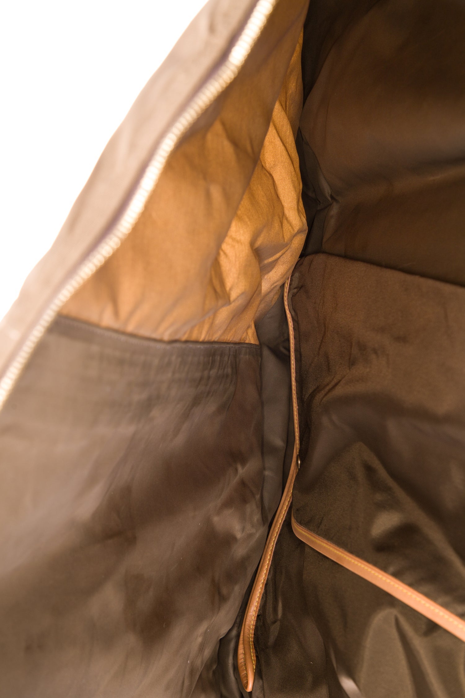 Louis Vuitton LV Monogram Portable 5 Cintres