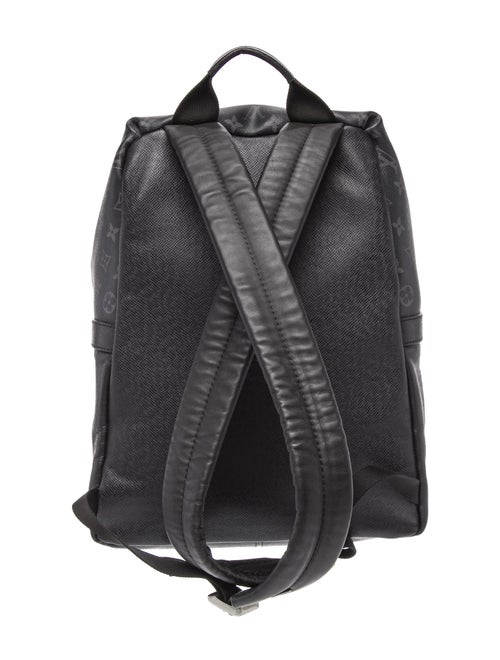 Louis Vuitton LV Monogram Discovery PM