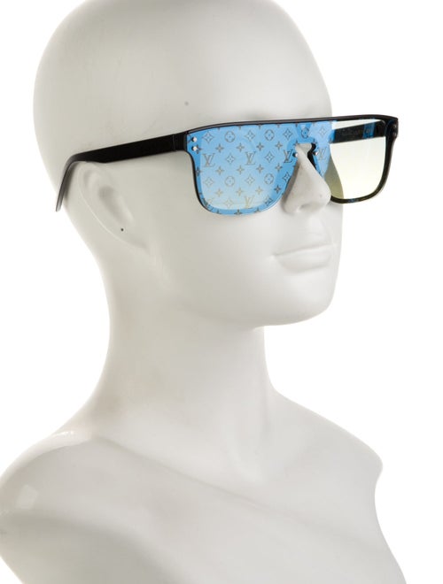 Louis Vuitton Waimea Monogram Pattern Sunglasses