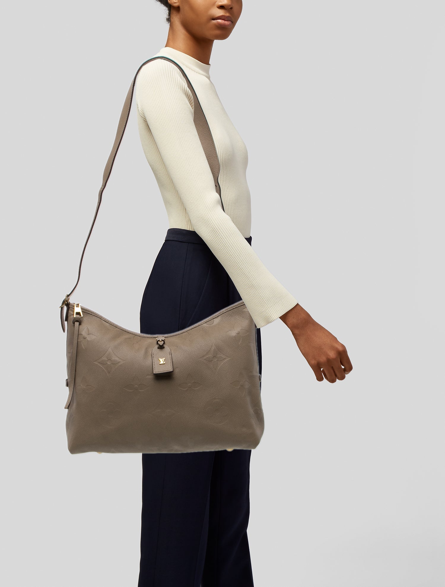 Louis Vuitton LV Monogram Carryall MM