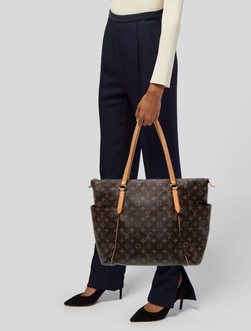 Louis Vuitton LV Monogram Totally GM