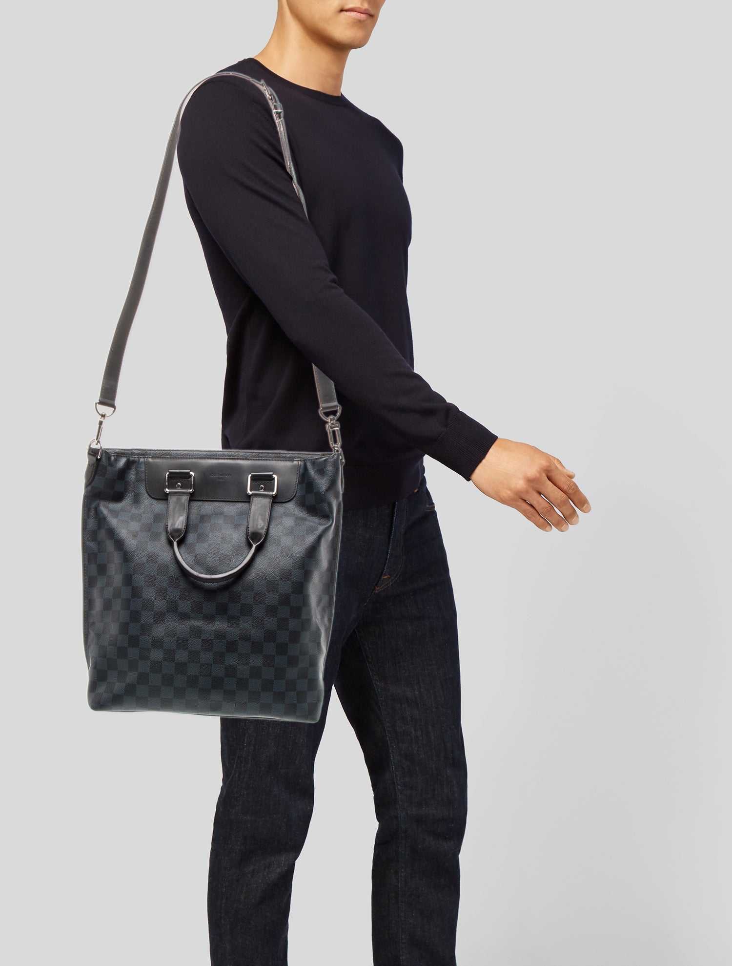 Louis Vuitton Damier Ebene Bucket Bag