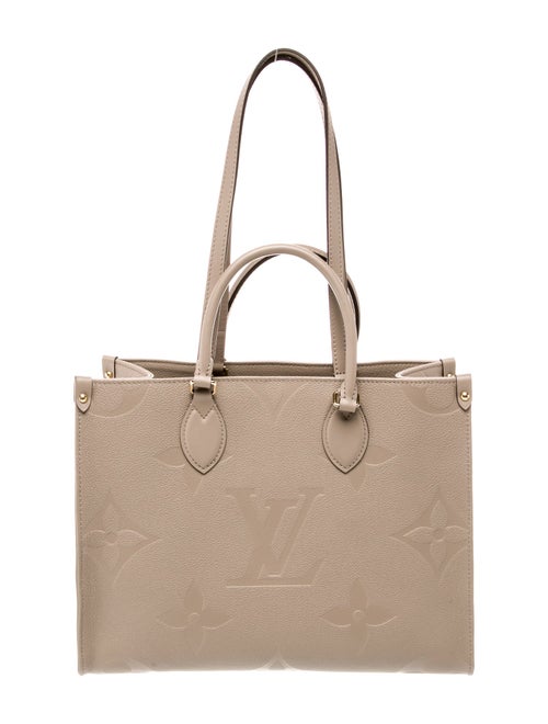 Louis Vuitton Monogram Giant OnTheGo MM