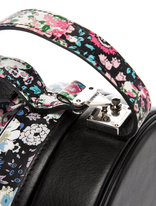 Louis Vuitton Leather Bôite Chapeaux Petite