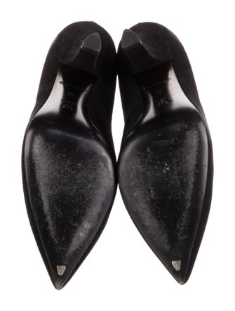 Louis Vuitton Suede Pumps