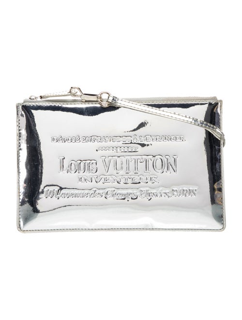 Louis Vuitton Patent Leather Plat Pochette