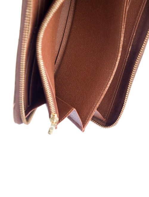 Louis Vuitton LV Monogram Zippy Wallet