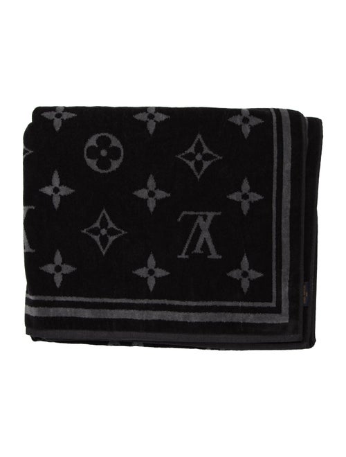 Louis Vuitton Monogram Eclipse Beach Towel