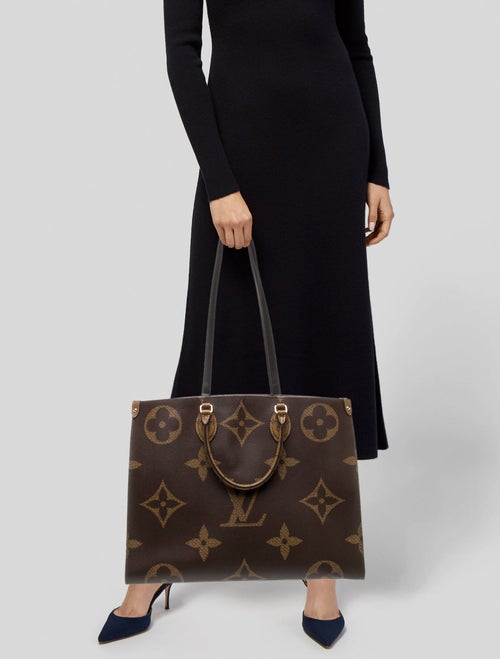 Louis Vuitton Monogram Giant OnTheGo GM