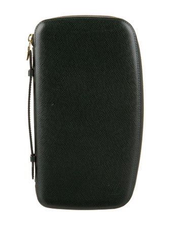 Louis Vuitton 2002 Taiga Leather Atoll Organizer Wallet
