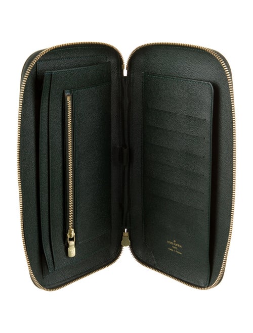 Louis Vuitton 2002 Taiga Leather Atoll Organizer Wallet