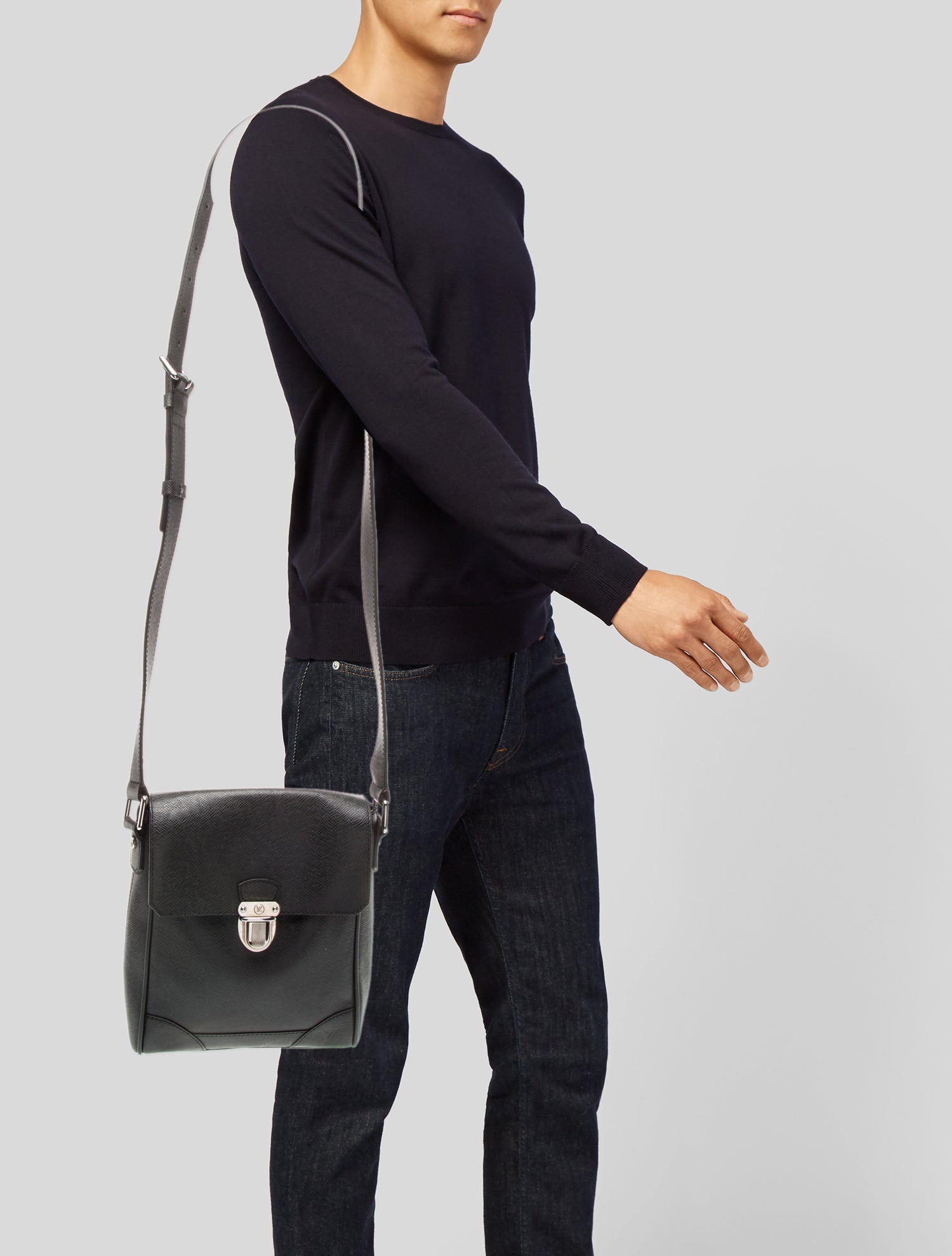 Louis Vuitton Taiga Leather Luka Vintage