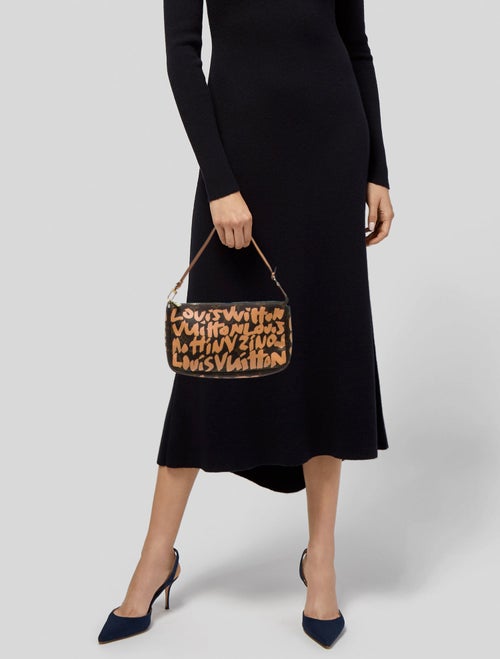 Louis Vuitton LV Monogram Pochette Accessoires